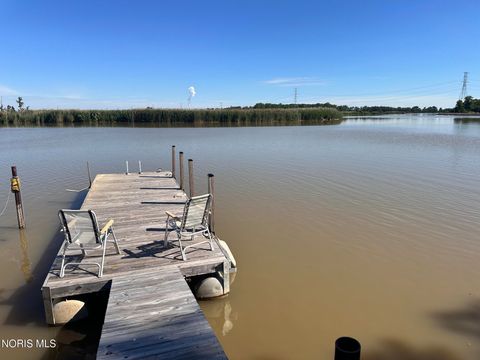 Tiny photo for 2103 County Road 210, Fremont, OH 43420 (MLS # 10009573)