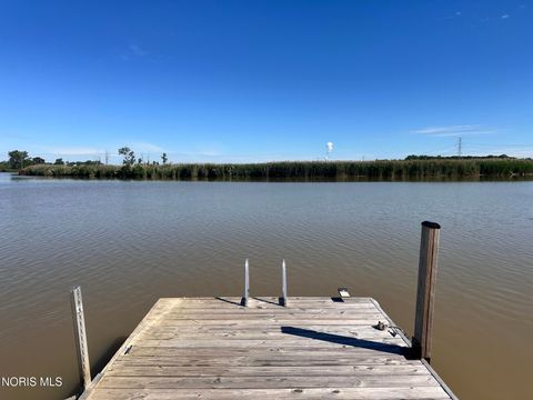 Tiny photo for 2103 County Road 210, Fremont, OH 43420 (MLS # 10009573)