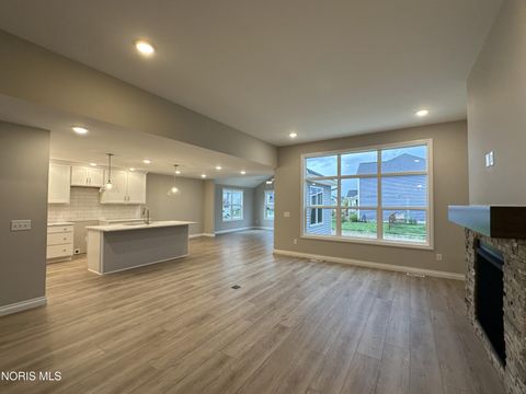 Tiny photo for 25264 E Sunset Maple Drive, Perrysburg, OH 43551 (MLS # 10006782)