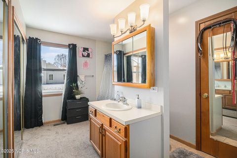 Tiny photo for 1183 Hidden Ridge Road # D, Toledo, OH 43615 (MLS # 10002051)