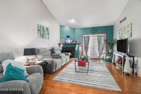 Tiny photo for 1183 Hidden Ridge Road # D, Toledo, OH 43615 (MLS # 10002051)