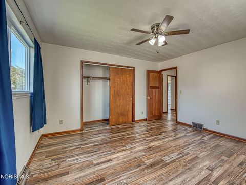 Tiny photo for 2828 128th Street, Toledo, OH 43611 (MLS # 10006713)