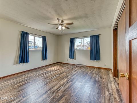 Tiny photo for 2828 128th Street, Toledo, OH 43611 (MLS # 10006713)