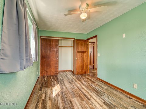 Tiny photo for 2828 128th Street, Toledo, OH 43611 (MLS # 10006713)