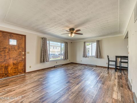 Tiny photo for 2828 128th Street, Toledo, OH 43611 (MLS # 10006713)