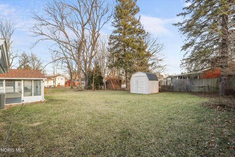 Tiny photo for 1932 Cherrylawn Drive, Toledo, OH 43614 (MLS # 10004640)