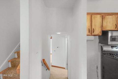 Tiny photo for 1932 Cherrylawn Drive, Toledo, OH 43614 (MLS # 10004640)