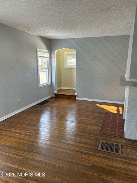 Tiny photo for 6043 325th Street, Toledo, OH 43611 (MLS # 10003734)