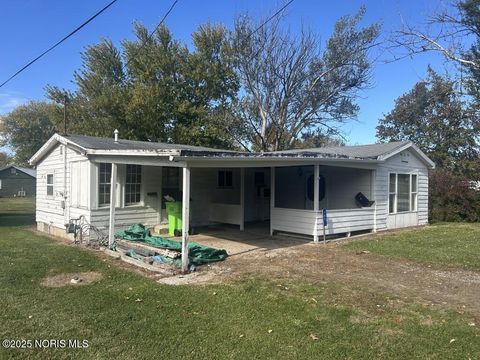 Photo of 148 8th Avenue, Tiffin, OH 44883 (MLS # 10000778) Photo of 148 8th Avenue, Tiffin, OH 44883 (MLS # 10000778)