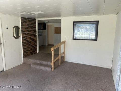 Tiny photo for 148 8th Avenue, Tiffin, OH 44883 (MLS # 10000778)