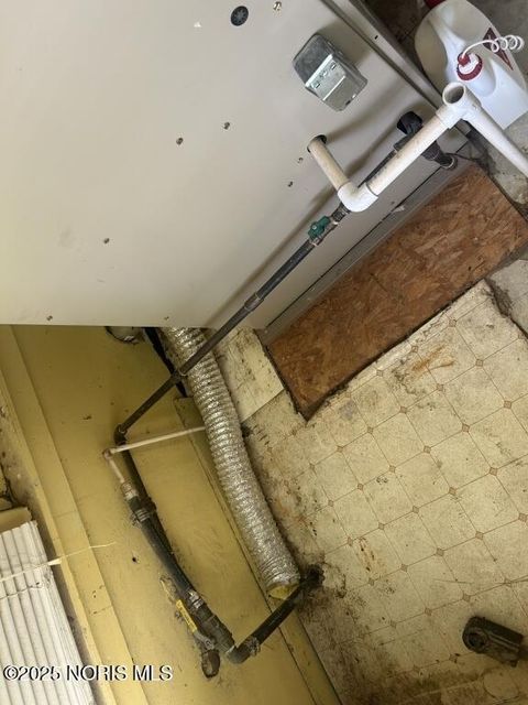 Tiny photo for 148 8th Avenue, Tiffin, OH 44883 (MLS # 10000778)