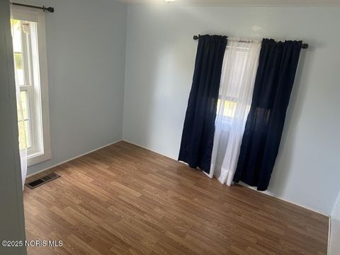 Tiny photo for 148 8th Avenue, Tiffin, OH 44883 (MLS # 10000778)