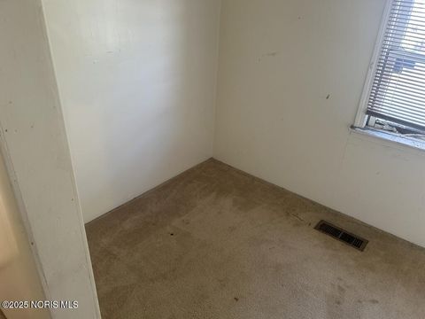 Tiny photo for 148 8th Avenue, Tiffin, OH 44883 (MLS # 10000778)