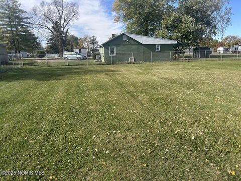 Tiny photo for 148 8th Avenue, Tiffin, OH 44883 (MLS # 10000778)