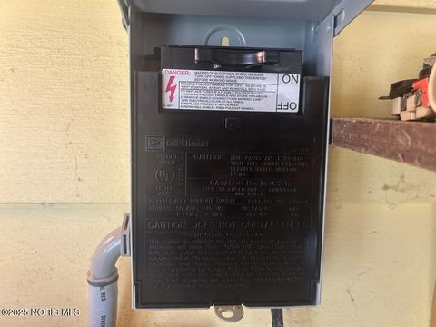 Tiny photo for 148 8th Avenue, Tiffin, OH 44883 (MLS # 10000778)