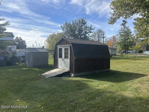 Tiny photo for 148 8th Avenue, Tiffin, OH 44883 (MLS # 10000778)