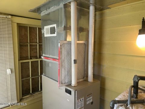 Tiny photo for 148 8th Avenue, Tiffin, OH 44883 (MLS # 10000778)