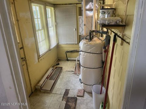 Tiny photo for 148 8th Avenue, Tiffin, OH 44883 (MLS # 10000778)