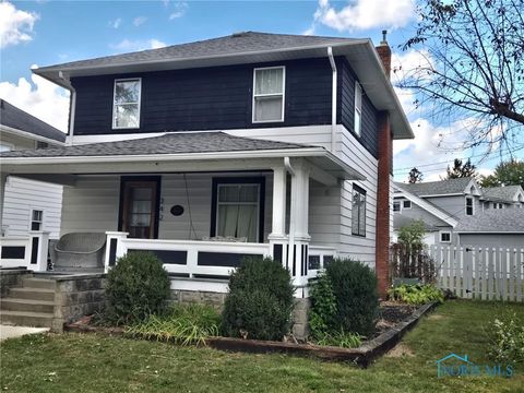 Photo of 342 W Clinton Street, Napoleon, OH 43545 (MLS # 6136878)