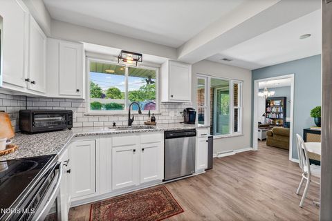 Tiny photo for 4121 Garden Estates Drive, Toledo, OH 43623 (MLS # 10007810)
