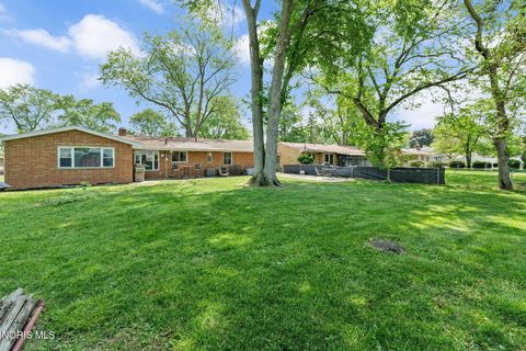 Tiny photo for 4121 Garden Estates Drive, Toledo, OH 43623 (MLS # 10007810)