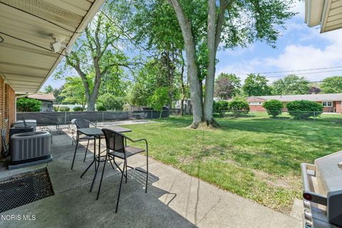 Tiny photo for 4121 Garden Estates Drive, Toledo, OH 43623 (MLS # 10007810)