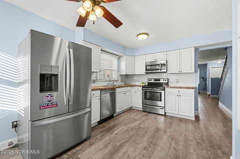 Tiny photo for 1295 Applegate Street, Waterville, OH 43566 (MLS # 10003355)