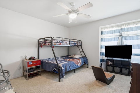 Tiny photo for 808 Pine Valley Drive, Bowling Green, OH 43402 (MLS # 10010051)