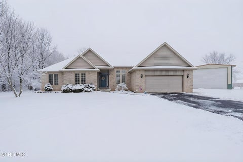 Tiny photo for 930 Robinhood Avenue, Findlay, OH 45840 (MLS # 10010356)
