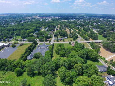 Tiny photo for 930 Robinhood Avenue, Findlay, OH 45840 (MLS # 10010356)