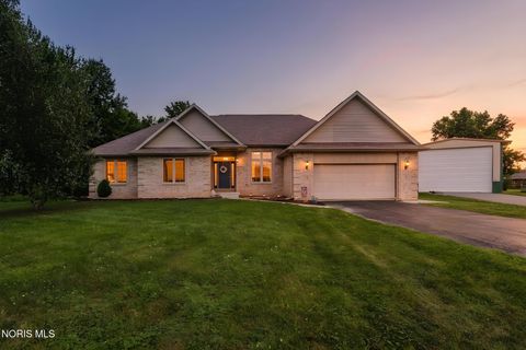 Tiny photo for 930 Robinhood Avenue, Findlay, OH 45840 (MLS # 10010356)