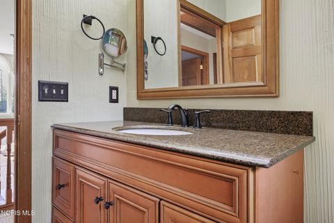 Tiny photo for 4337 Albon Road, Monclova, OH 43542 (MLS # 10006606)