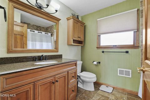 Tiny photo for 4337 Albon Road, Monclova, OH 43542 (MLS # 10006606)