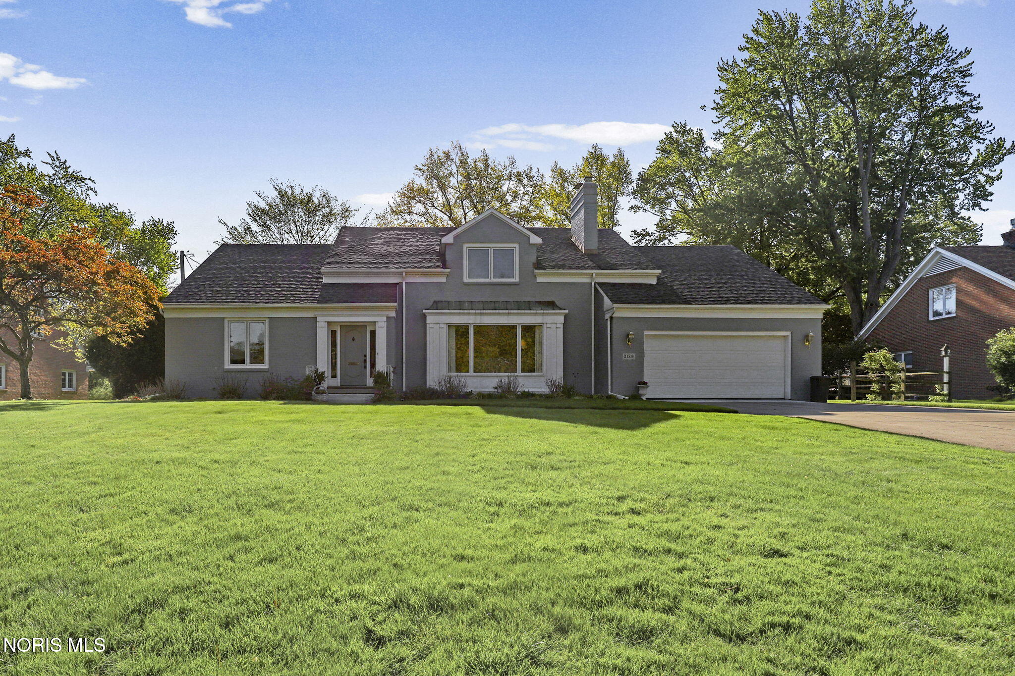 2128 Evergreen Road