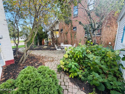 Tiny photo for 325 W 3rd Street, Defiance, OH 43512 (MLS # 10014706)