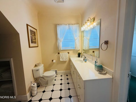 Tiny photo for 325 W 3rd Street, Defiance, OH 43512 (MLS # 10014706)