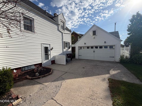 Tiny photo for 325 W 3rd Street, Defiance, OH 43512 (MLS # 10014706)