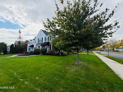 Tiny photo for 325 W 3rd Street, Defiance, OH 43512 (MLS # 10014706)
