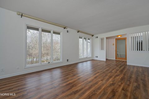 Tiny photo for 29644 E River Road, Perrysburg, OH 43551 (MLS # 10005791)