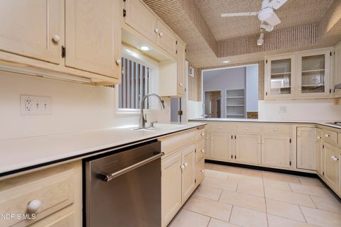 Tiny photo for 29644 E River Road, Perrysburg, OH 43551 (MLS # 10005791)