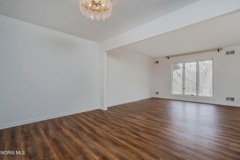 Tiny photo for 29644 E River Road, Perrysburg, OH 43551 (MLS # 10005791)