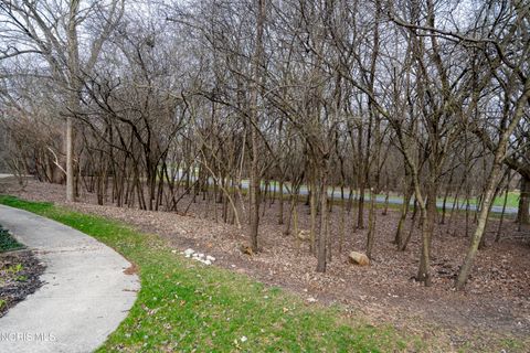 Tiny photo for 29644 E River Road, Perrysburg, OH 43551 (MLS # 10005791)