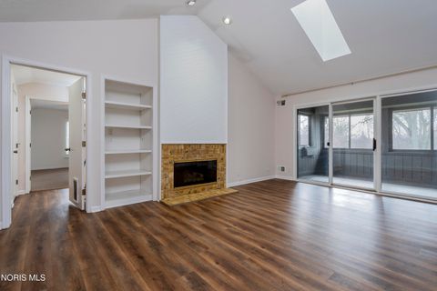 Tiny photo for 29644 E River Road, Perrysburg, OH 43551 (MLS # 10005791)