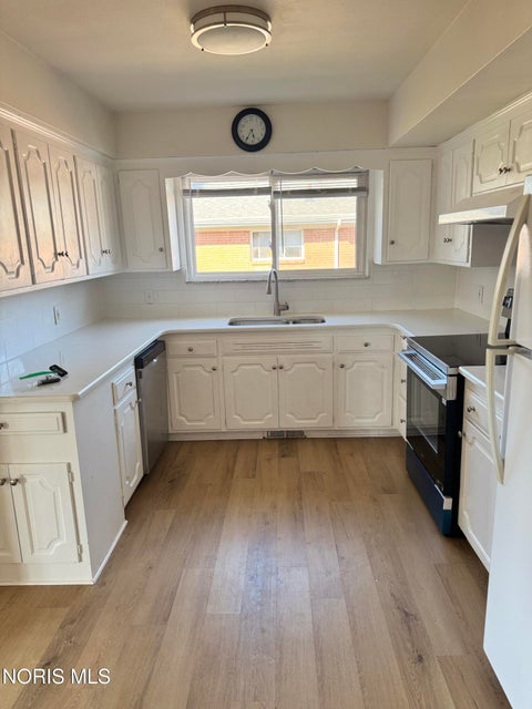 Tiny photo for 2130 Richards Road #Unit 3, Ottawa Hills, OH 43606 (MLS # 10014780)