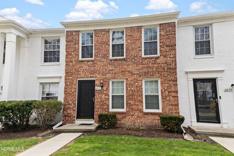 Photo of 6653 Garden Road, Maumee, OH 43537 (MLS # 10006241)