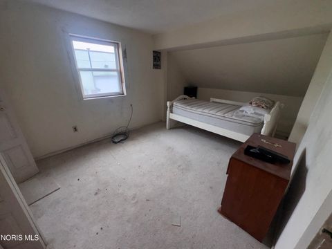 Tiny photo for 3930 Imlay Street, Toledo, OH 43612 (MLS # 10005864)