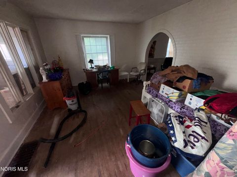 Tiny photo for 3930 Imlay Street, Toledo, OH 43612 (MLS # 10005864)