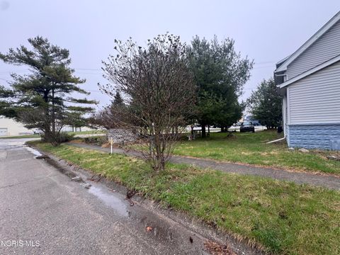 Tiny photo for 3930 Imlay Street, Toledo, OH 43612 (MLS # 10005864)