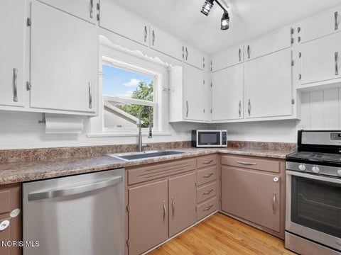 Tiny photo for 7019 Almaine Drive, Holland, OH 43528 (MLS # 10011667)