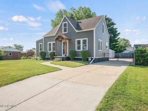 Tiny photo for 7019 Almaine Drive, Holland, OH 43528 (MLS # 10011667)
